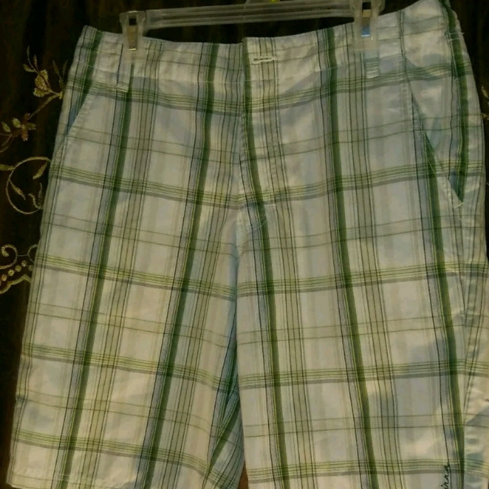 Kirra Boardshorts Size 33